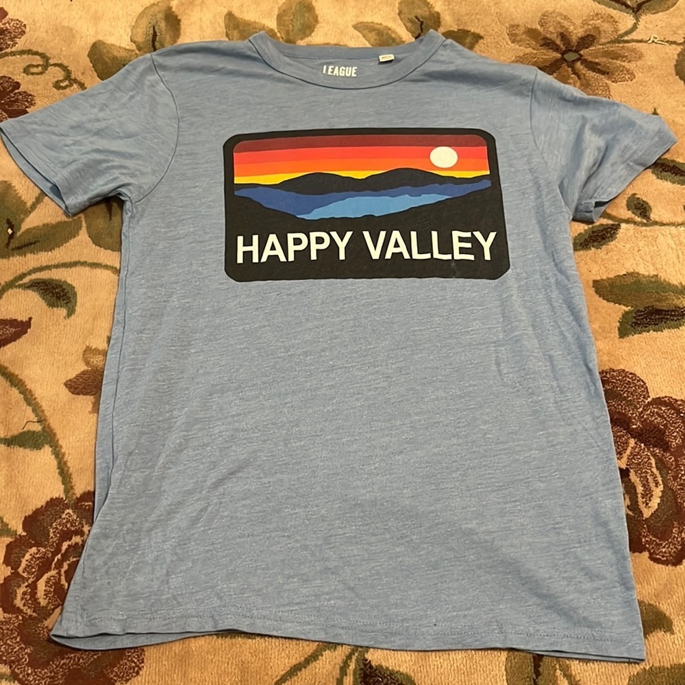 League Happy Valley blue T-shirt